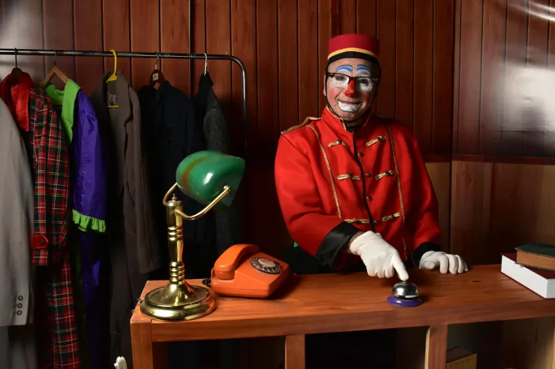 The Luggage Revolution Nobody Planned: How Hotel Staff Accidentally Taught America to Pack Light